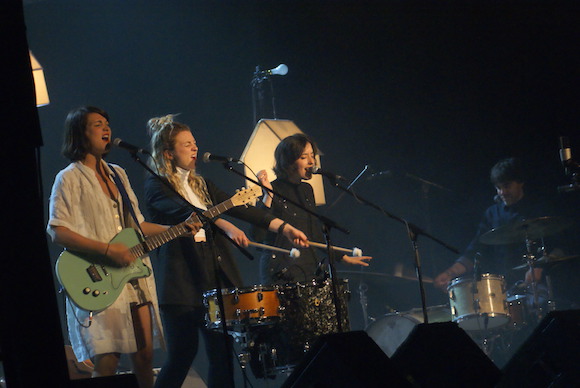 Les soeurs Boulay et Marie-Pierre Arthur/Photo: Élise Jetté