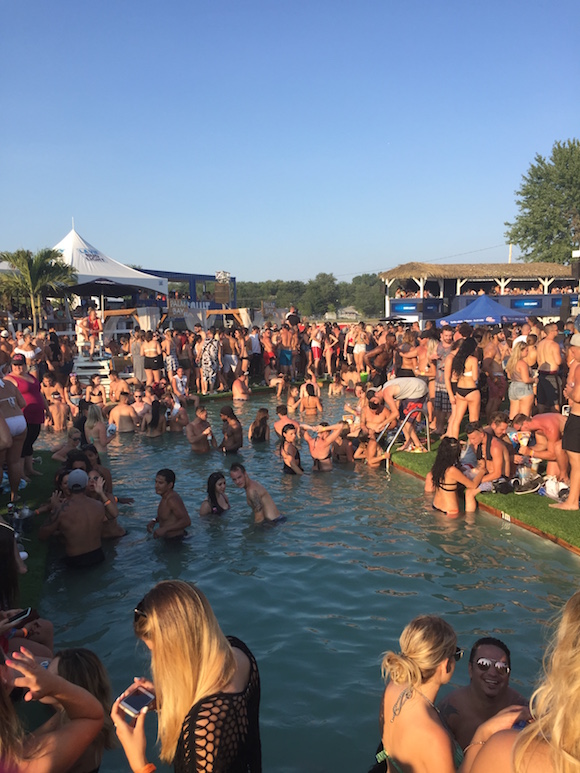 Meilleure/pire piscine, sûrement/Photo: Élise Jetté